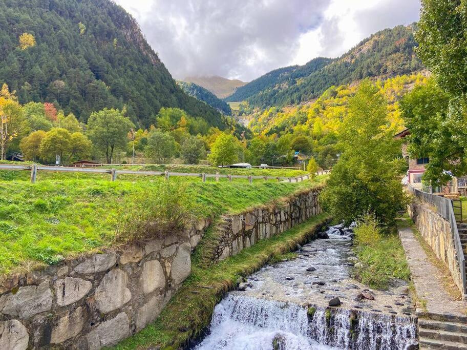 Iconic - A Pie De Pistas En 1 Minuto - Terraza Con Vistas Al Valle Arinsal - Parking Gratis L By Bonesvacances Bagian luar foto