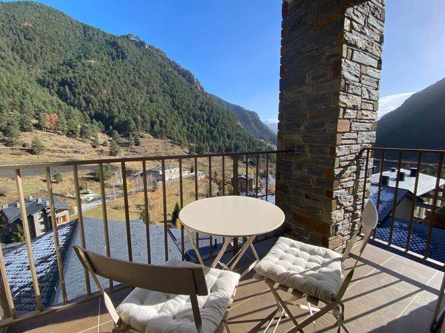 Iconic - A Pie De Pistas En 1 Minuto - Terraza Con Vistas Al Valle Arinsal - Parking Gratis L By Bonesvacances Bagian luar foto