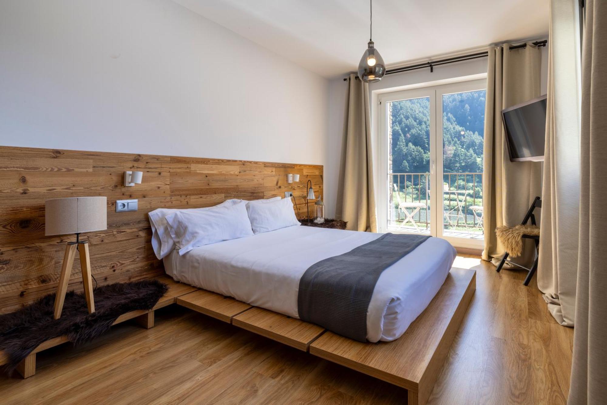 Iconic - A Pie De Pistas En 1 Minuto - Terraza Con Vistas Al Valle Arinsal - Parking Gratis L By Bonesvacances Bagian luar foto
